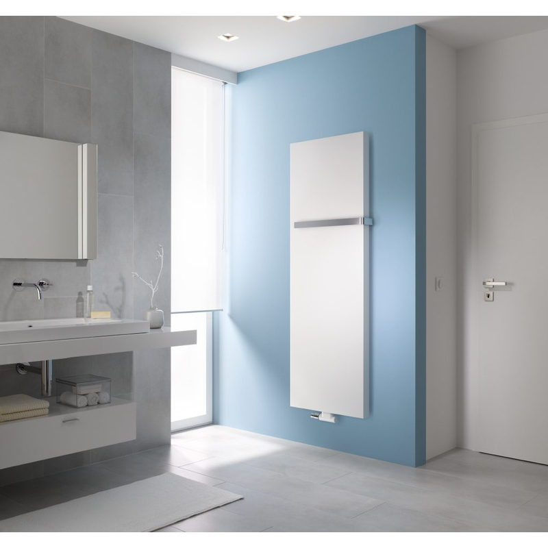 Těleso designové Kermi Rubeo 1525 x 670 mm, středové připojení, 1530 W, bílé