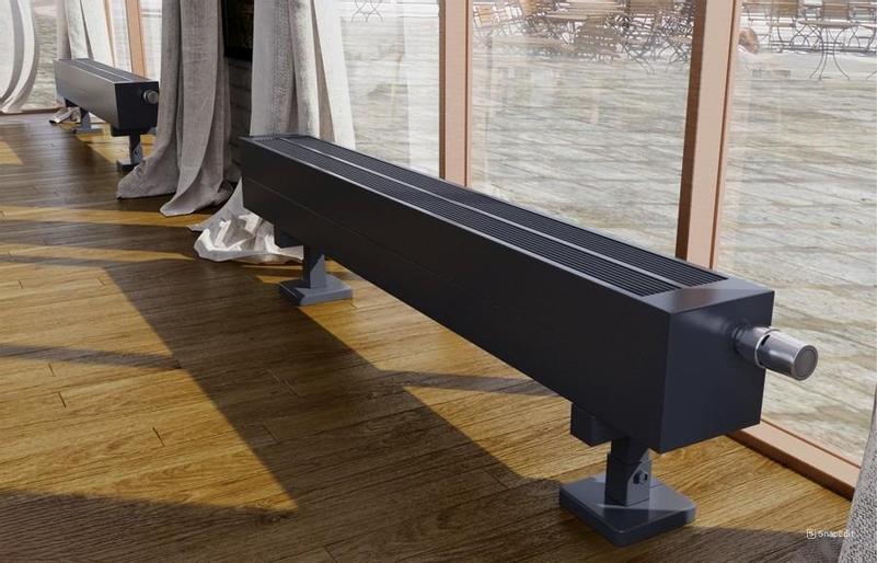 Konvektor Isan Exact K21, 70 x 5400 mm, 2182 W, připojení AD, na zem, s lineární mřížkou, bílá